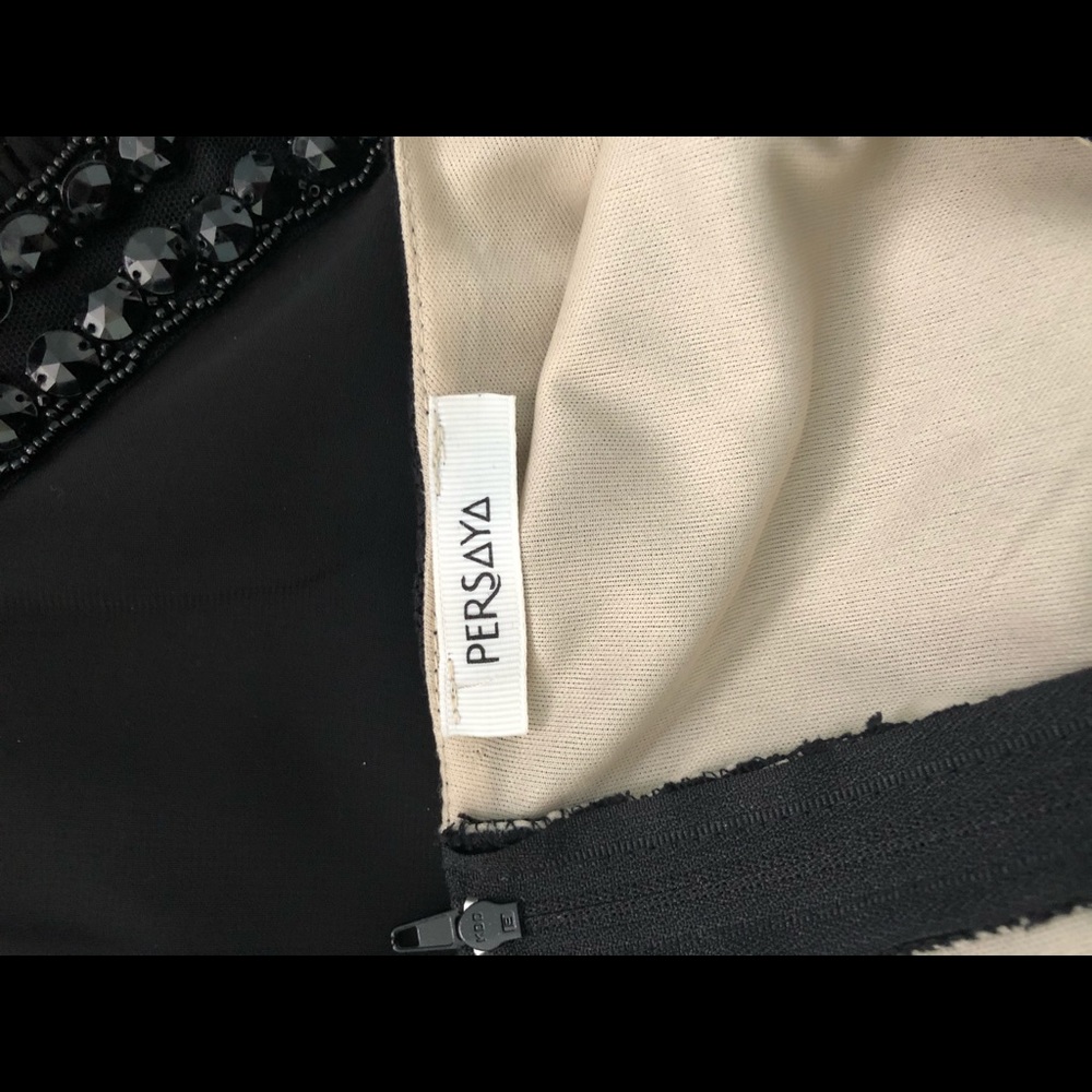 Dress - Picture 5 of 5